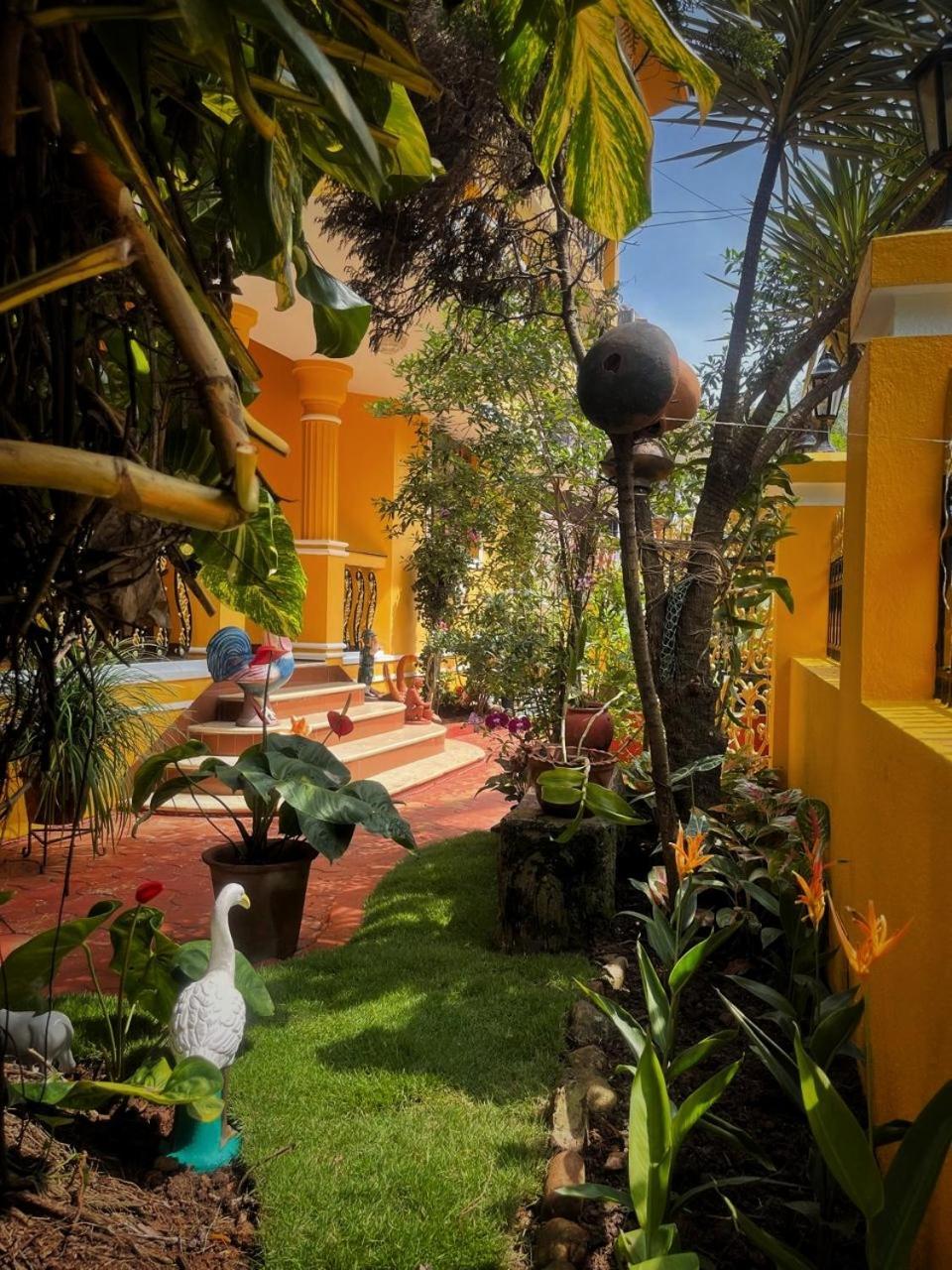 Minria Guest House Benaulim Ngoại thất bức ảnh